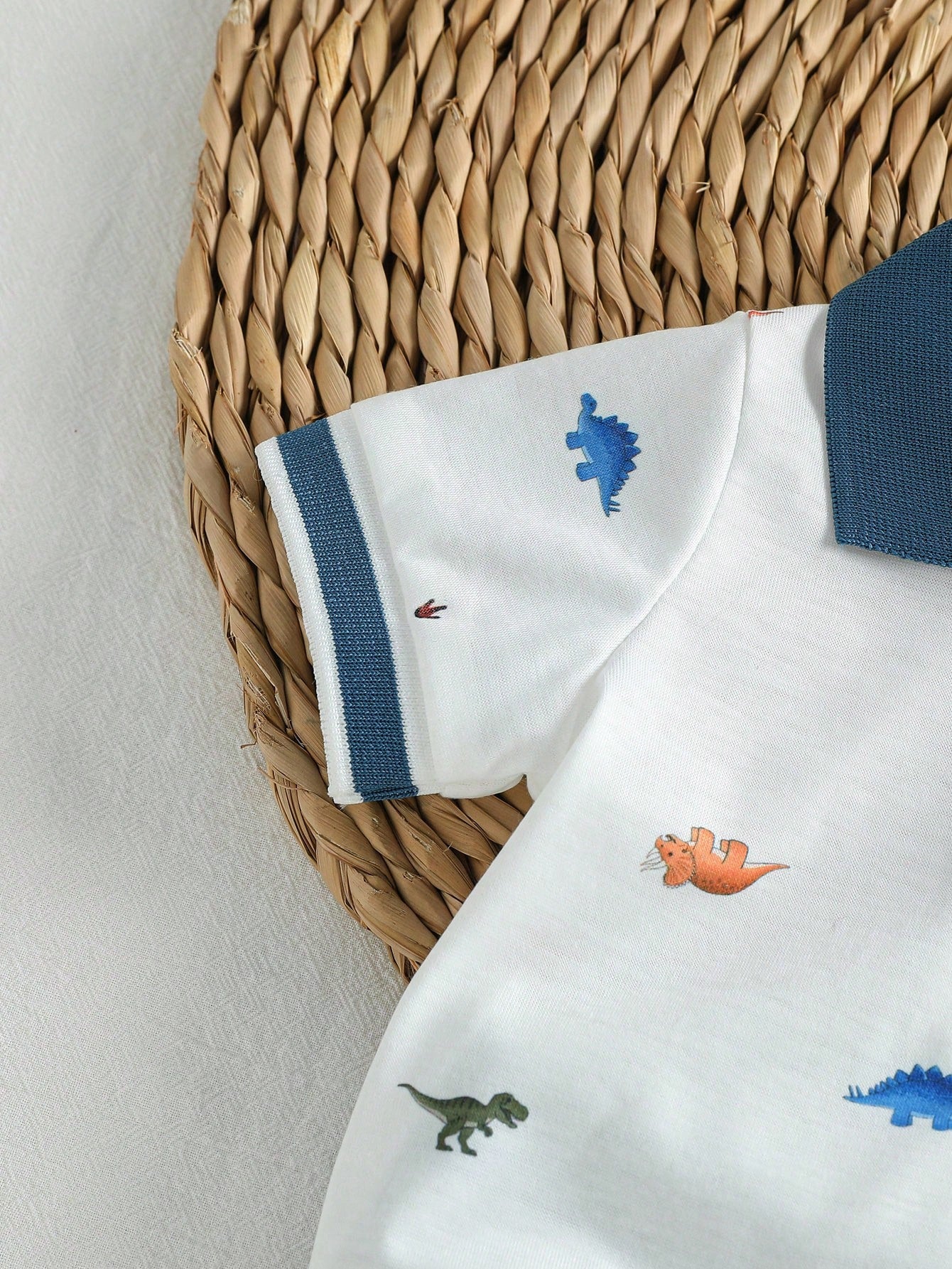2pcs Baby Boys Dinosaur Print Polo Shirt & Shorts Set - Ivory | 21 ...