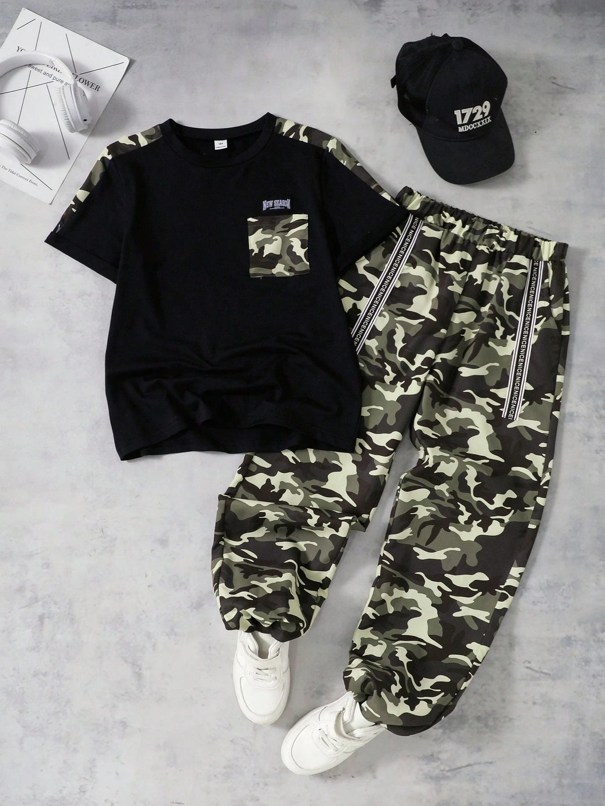 2pcs Boys Camo Contrast Panel Tee & Cargo Jogger Set - Onyx | 21 Ce...