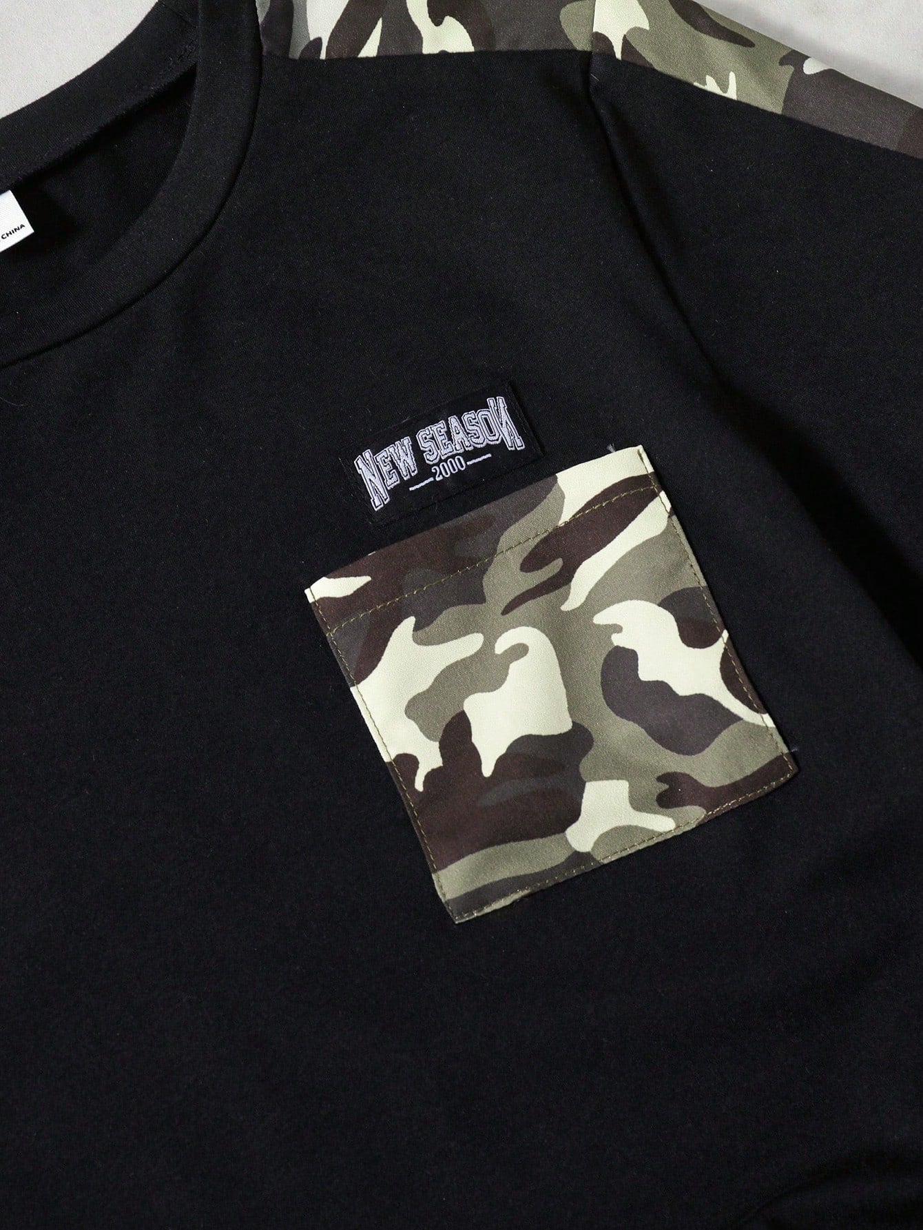 2pcs Boys Camo Contrast Panel Tee & Cargo Jogger Set - Onyx | 21 Ce...