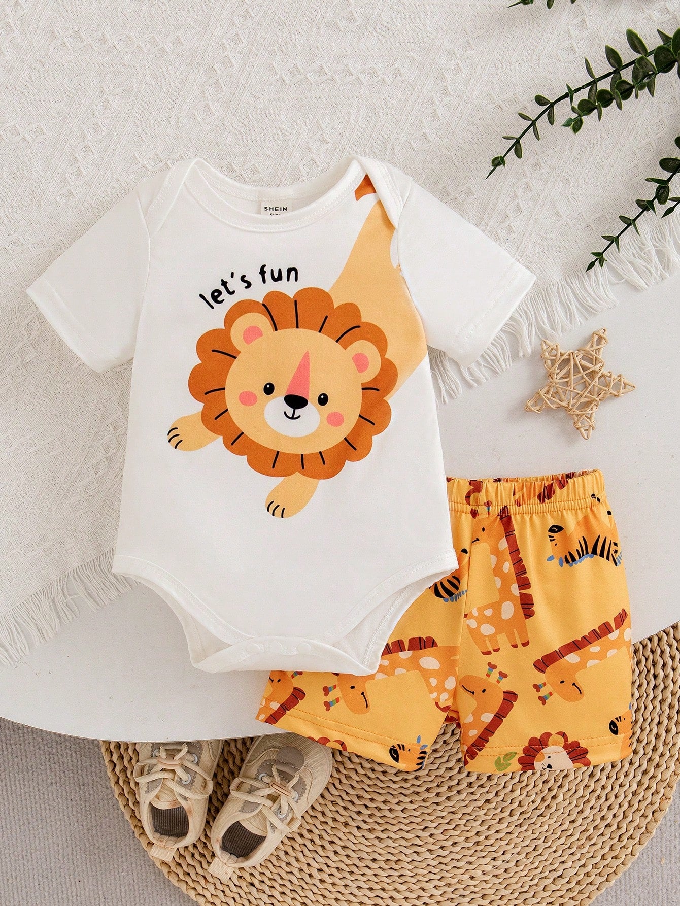 2pcs Baby Boys Lion Print Bodysuit & Shorts Set - Ochre | 21 Centur...
