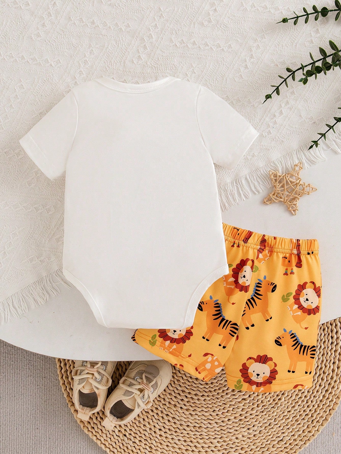 2pcs Baby Boys Lion Print Bodysuit & Shorts Set - Ochre | 21 Centur...