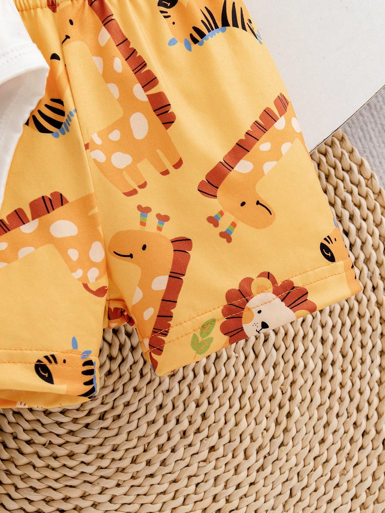 2pcs Baby Boys Lion Print Bodysuit & Shorts Set - Ochre | 21 Centur...