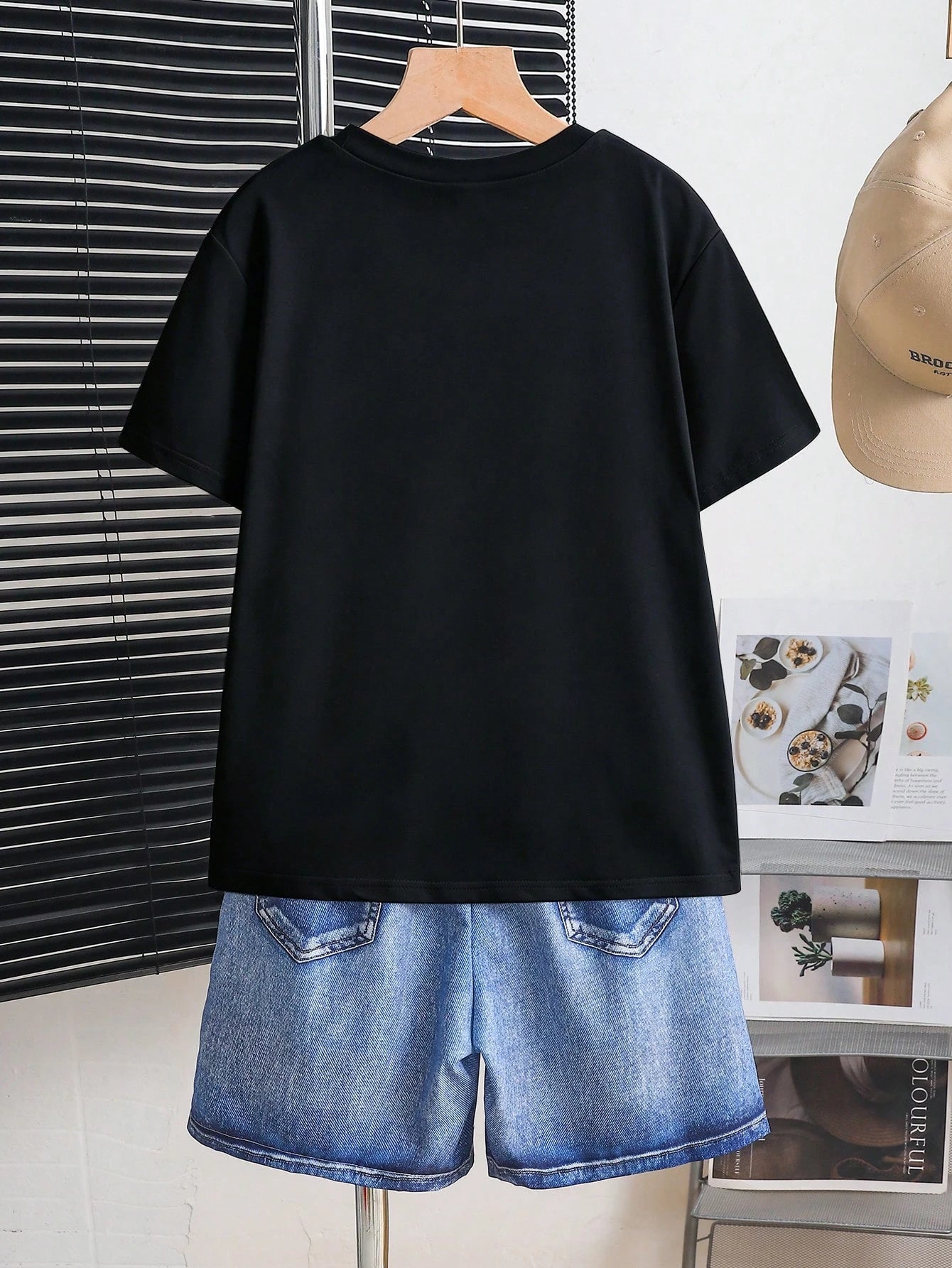 2pcs Boys Graffiti Bear Graphic Tee & Denim Shorts Set - Onyx | 21 ...