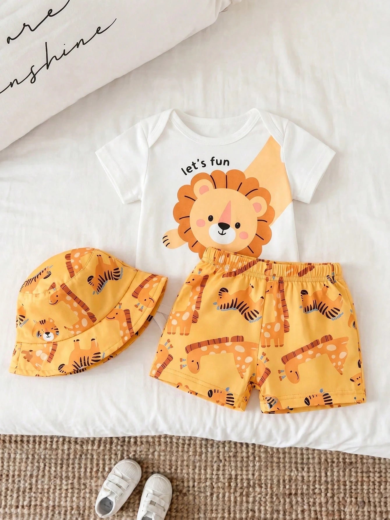 2pcs Baby Boys Lion Print Bodysuit & Shorts Set - Ochre | 21 Centur...