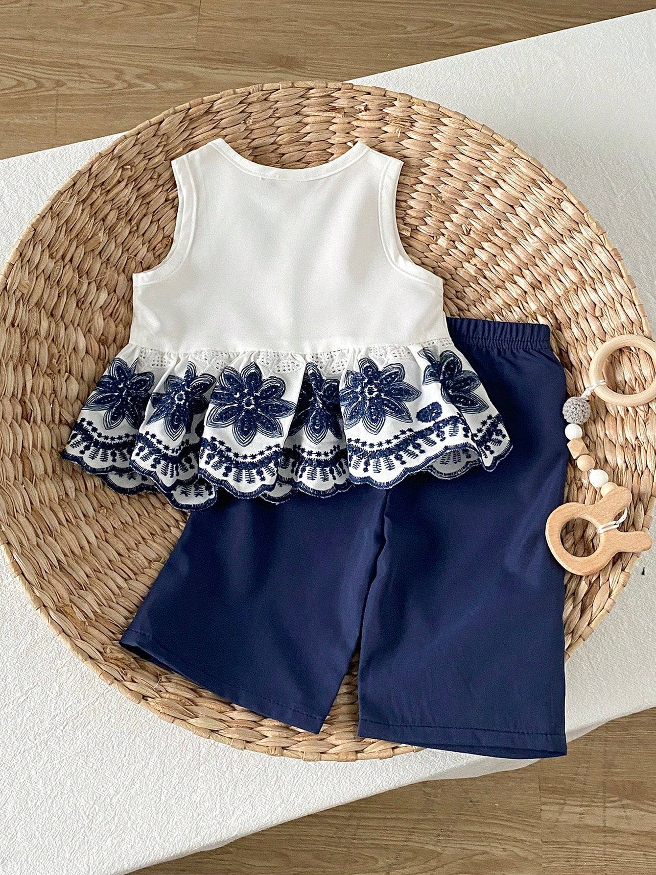 2pcs Baby Girls Bow Lace-Up Peplum Top & Shorts Set - Ivory | 21 Ce...