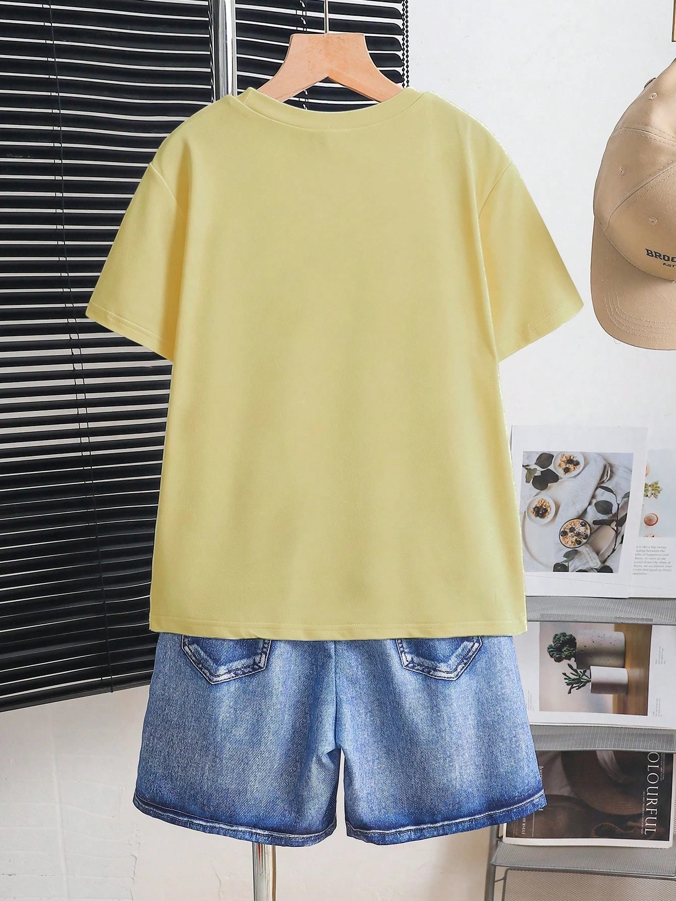 2pcs Boys Graffiti Bear Graphic Tee & Denim Shorts Set - Buttercup ...