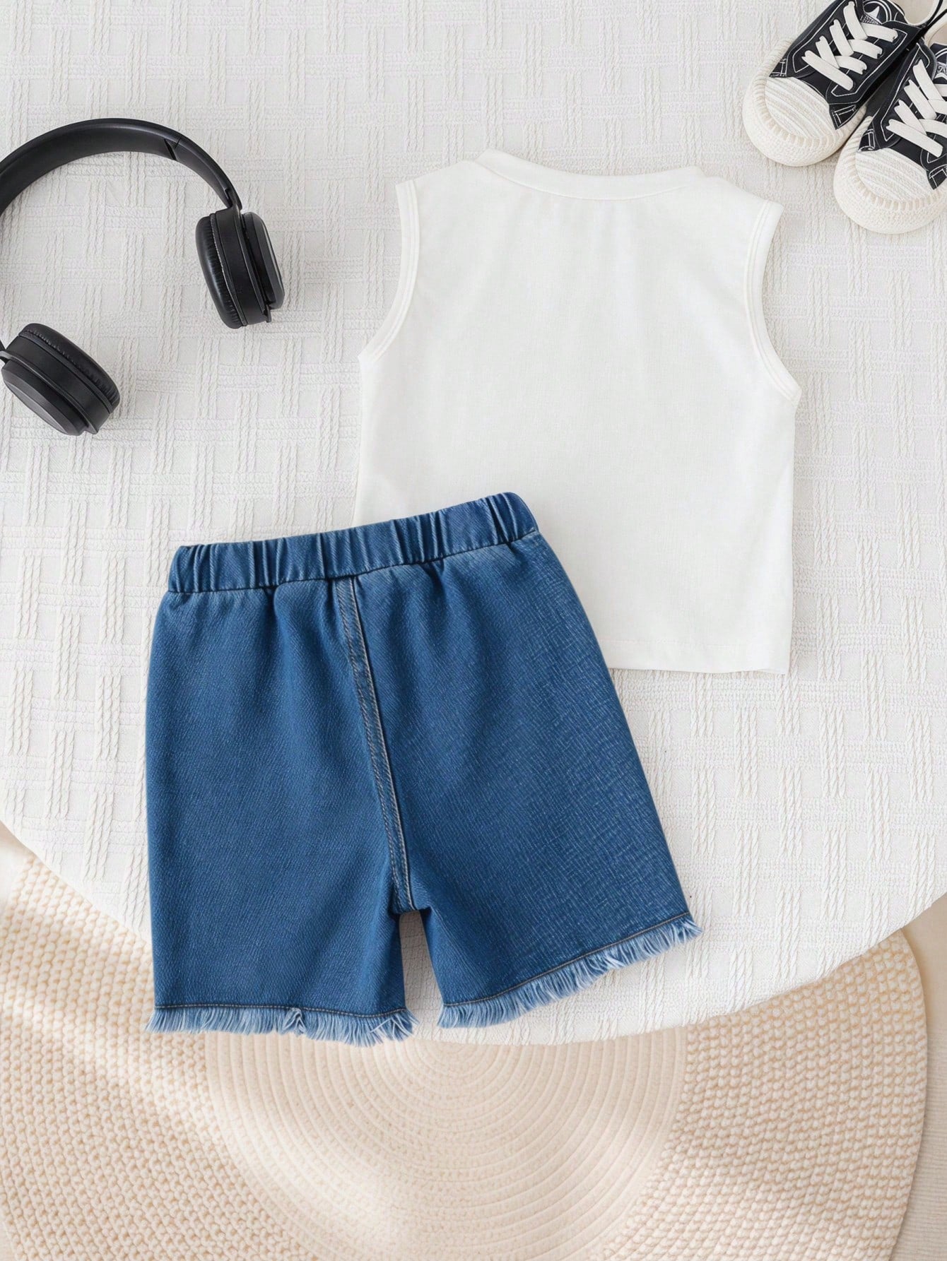 2pcs Boys Freedom Print Tank Top & Ripped Denim Shorts Set - Ivory ...
