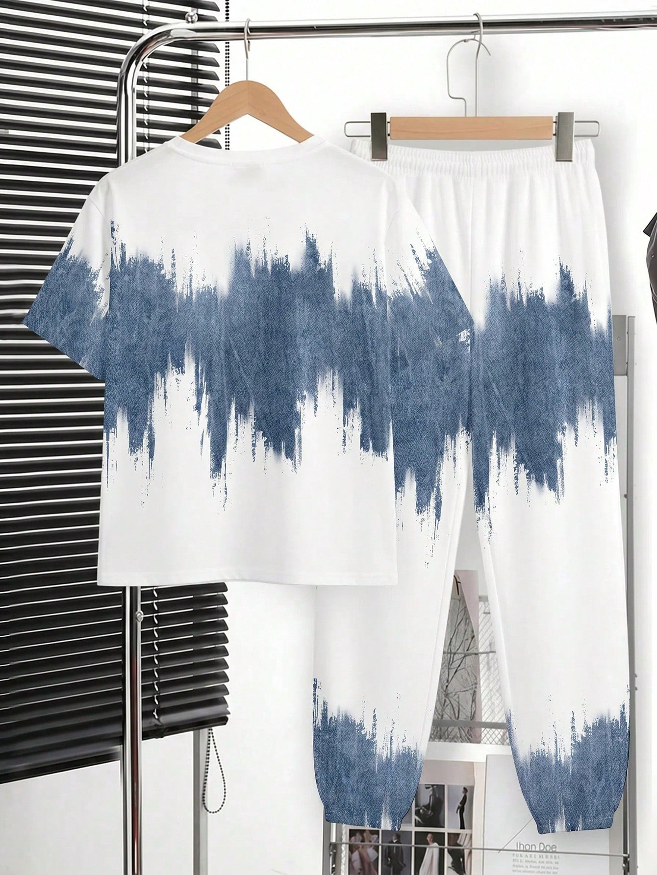 2pcs Big Boys Brushstroke Print Tee & Jogger Set - Ivory | 21 Centu...