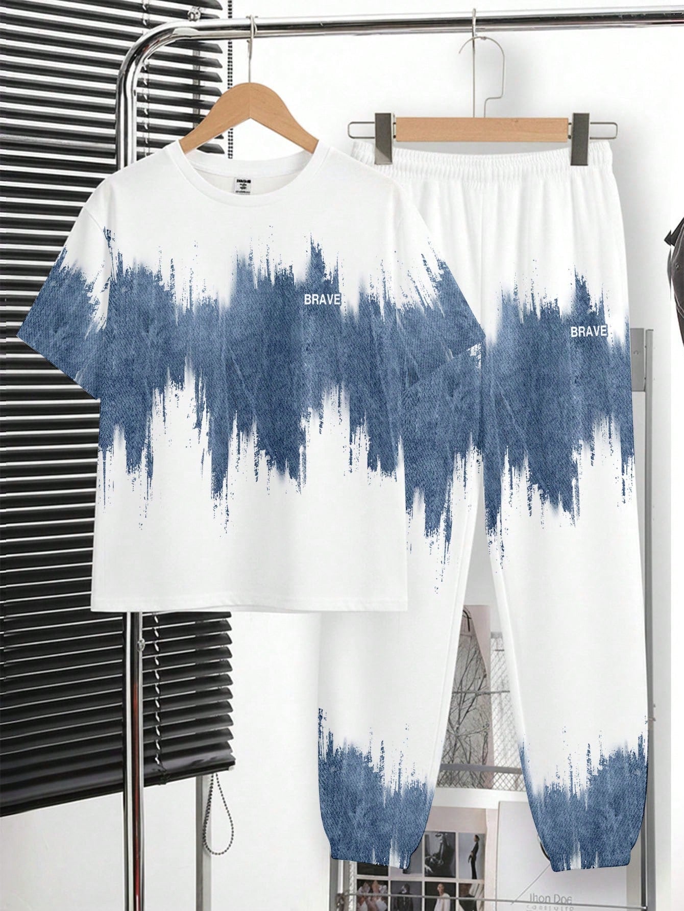 2pcs Big Boys Brushstroke Print Tee & Jogger Set - Ivory | 21 Centu...