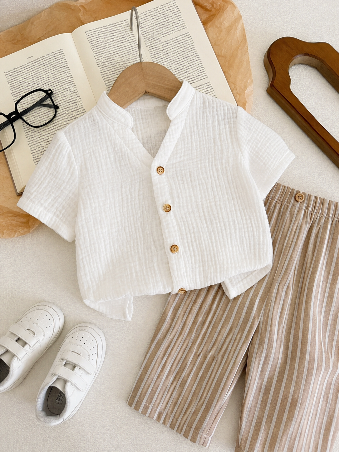 2pcs Boys Mandarin Collar Shirt & Striped Trousers Set - Ivory