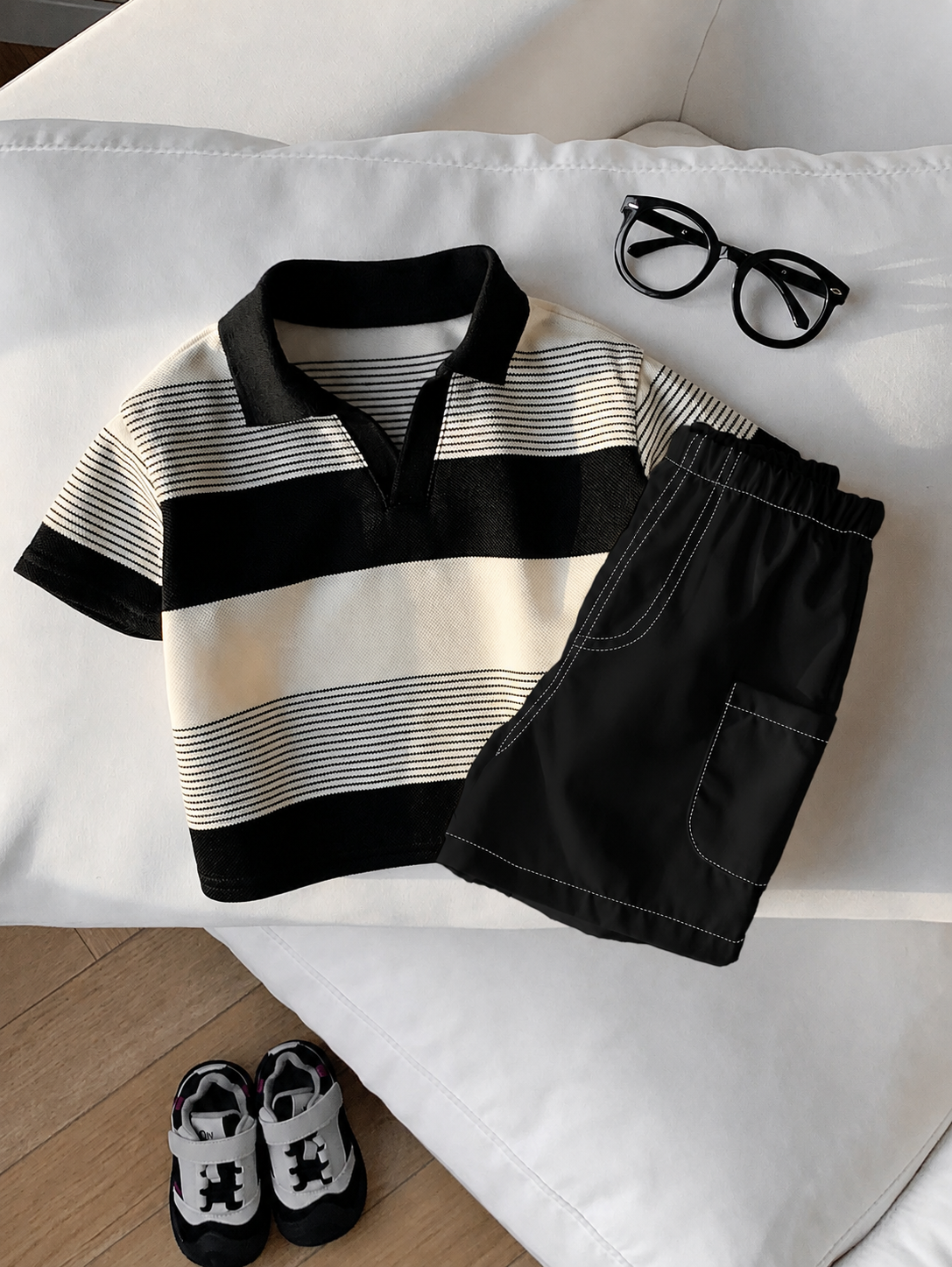 2pcs Boys Striped Polo Shirt & Shorts Set - Ecru